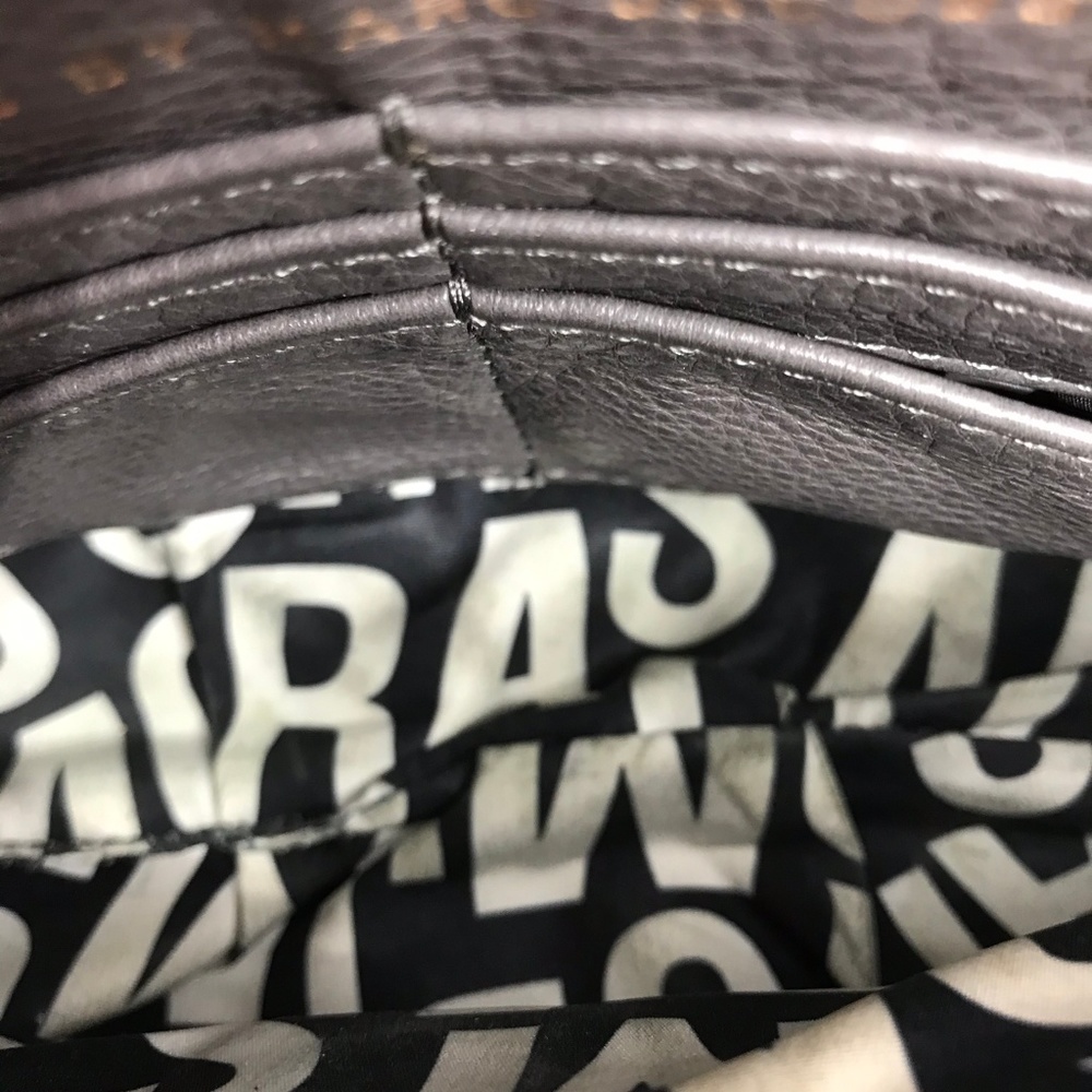 MARC JACOBS Pre-loved Gray Leather handbag - Picture 8 of 8
